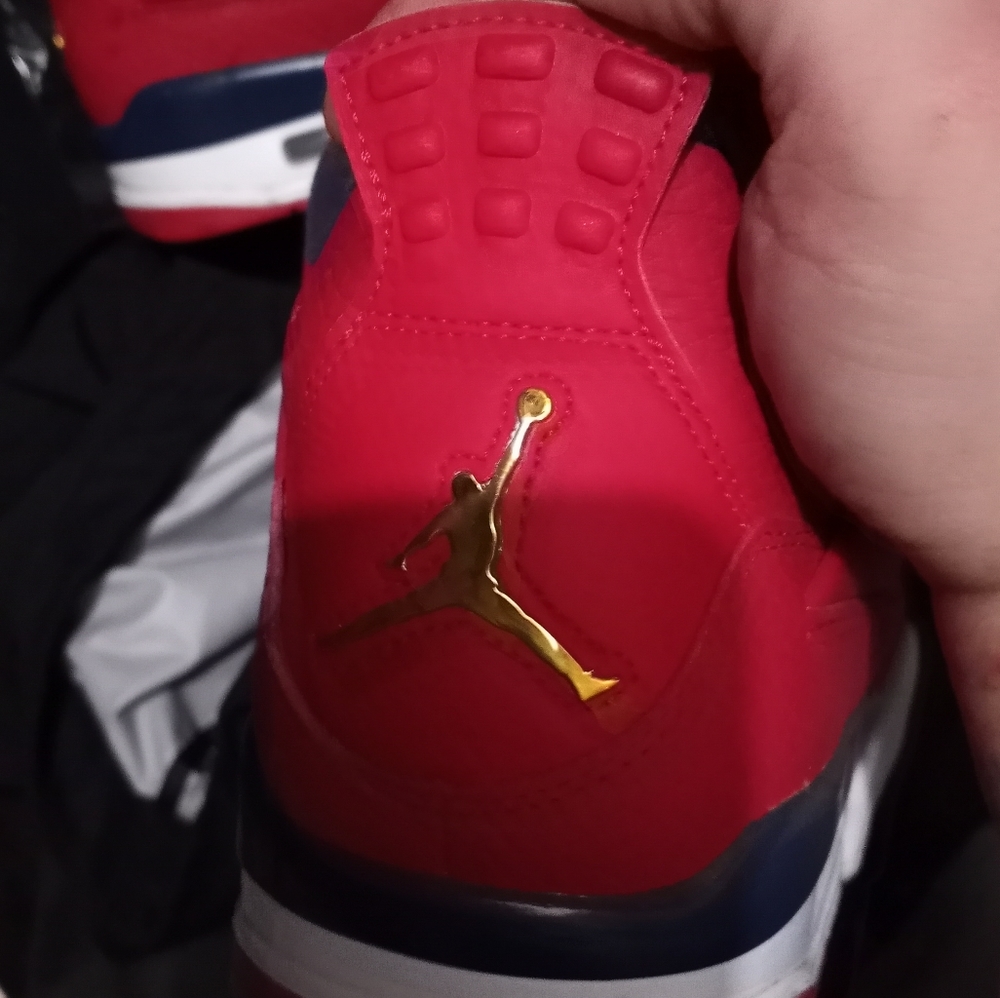 Air Jordan 4 retro